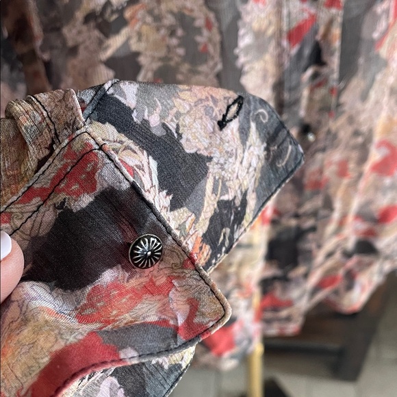 IRO Paris Blaze Gorgeous Top Oversized 36 Floral Button-Up Blouse Fits M / L - Picture 7 of 14